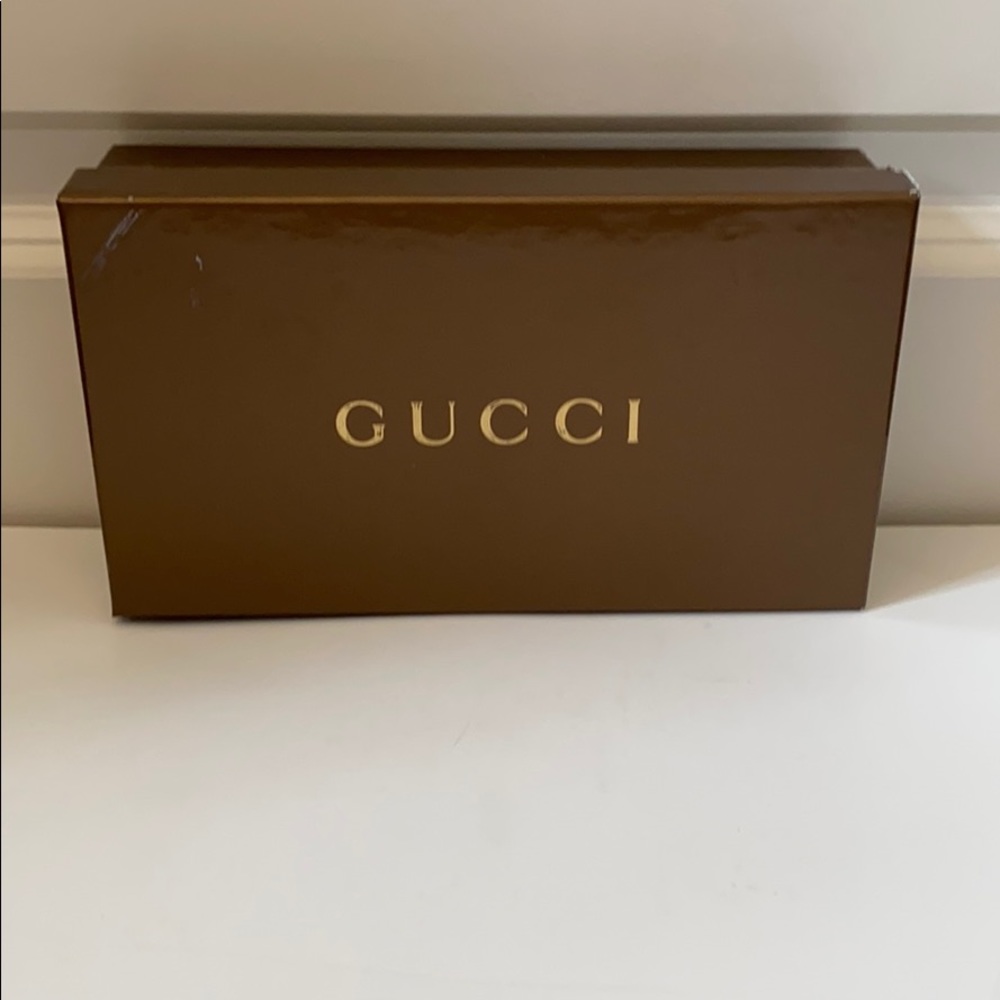 💯% Authentic Gucci Wallet Box